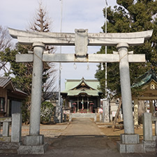 鳥居より社殿