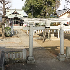 神社全景